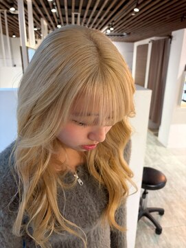 クレヨン ケース(Crayon case) ハイトーンカラー×透明感×ブロンド愛されウェーブセット