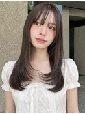 小顔レイヤーカットと透けるグレージュ