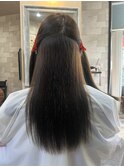 縮毛矯正＋オリーブベージュカラーで艶髪です。