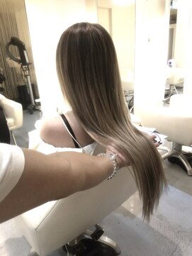 インプルーヴ アートスタイルヘアー(imProve Art style hair) エクステ&イルミナカラー☆バレイヤージュグラデーションヘア♪