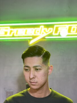 グリーディーフォックス 代々木(Greedy FOX) かき上げヘア/サイドパート/韓国マッシュ/フェードカット/代々木