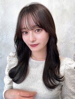 アフロート ルヴア(AFLOAT RUVUA)&nbsp;るなstyle 小顔な顔周りカット 大人可愛いくびれヘア 韓国風