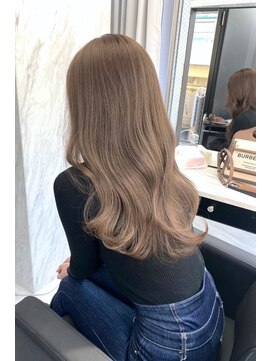 ランズ(LANDS) アッシュベージュカラー 【韓国ヘア 大阪 梅田】