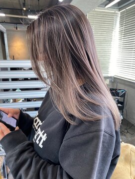 アポロ 横浜駅店(apollo) ハイライトバレイヤージュダブルカラーミルクティーベージュ