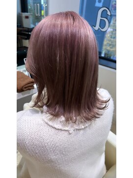 ユーフォリア 新宿店(Euphoria) ピンクベージュ