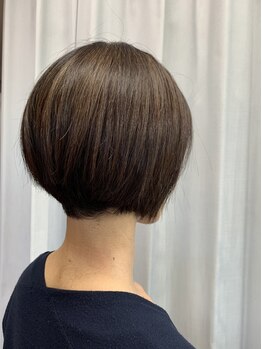 ゆうこ美容室の写真/くせ毛改善は《フュージョン》特上髪質改善トリートメントで何度も触りたくなる扱いやすい質感の髪へ！