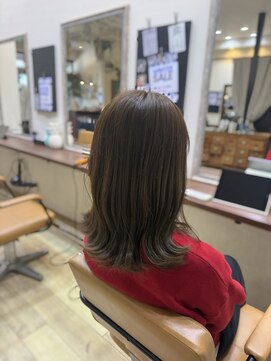 ヤコブ ヘアー(Jacob hair) オリーブベージュカラー/ロングヘア