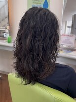 アカネ(Akane)&nbsp;ミディアムパーマ　スパイラルパーマ　20代 30代