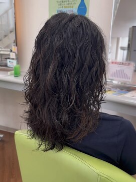 アカネ(Akane) ミディアムパーマ　スパイラルパーマ　20代 30代