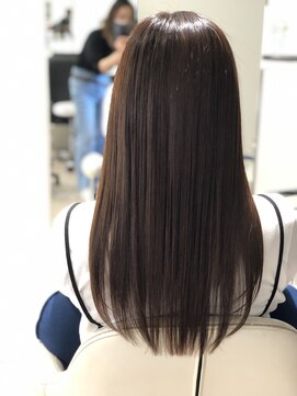 アドール オブ ヘアー ADORE OF HAIR 潤い艶感ヘア