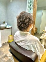 ベルトオブヴィーナス(Belt of venus)&nbsp;カジュアルからパーティーまで☆ゆるふわ下めアップ