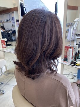 アンフェリール 原島店(Em Fellir) ヨシンモリ/グレージュカラー/グレーベージュ/20代30代40代