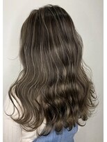 バベル(BABEL Hair Design)&nbsp;【BABEL】ハイライトカラー＿グレイアッシュ、アッシュグレイ