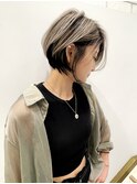 外国人風ショート バレイヤージュ プラチナベージュ t728