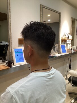 ヘアー ボニータ(hair bonita) メンズパーマ、フェード