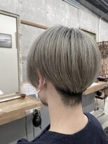 ユッカ エルア 武庫之荘南口(YUCCA elua)&nbsp;シルバーベージュカラー