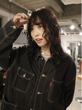 ヨー(Yoh-) 【Yoh-/中里千尋】レイヤーパーマ/パーマ/ミディアムパーマ