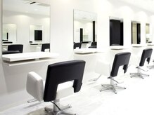 タヤ 藤が丘店(TAYA)の雰囲気(白を基調としたゆったりした空間◎)