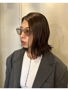 マロウズ(Marrows) ミディアムボブ×外はね×オイル仕上げ