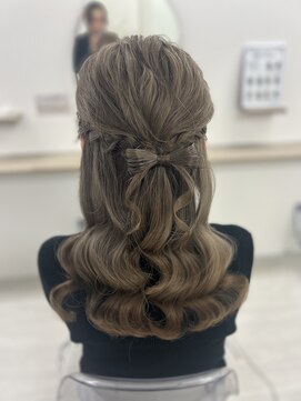 ヘアセットサロン サロンエイミー(salon aemii) リボンハーフアップ