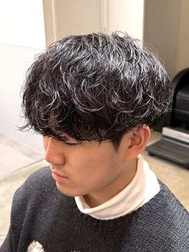 ノイセル(Noisyle) MEN’S HAIR/波巻きツイストスパイラル/リバースセンターパートO