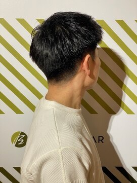 バーバーバー 四谷(BARBER-BAR) ビジネス爽やかグラデーションフェードスタイル