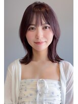 キャラ(kyala.) くびれミディ 外ハネボブ 顔周りカット