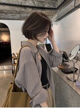 白髪を「隠す」から「活かす」へ◇