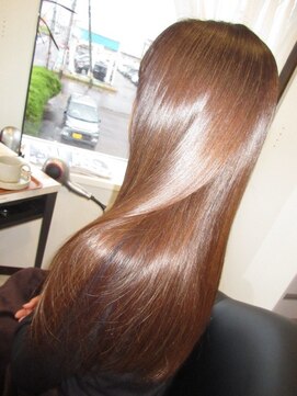 コア フィール ア デイ(COIFFURE A DAY) スイングヘアロング