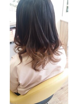 ヘアーメイクサーブ(hair make Serve) グラデーションカラー