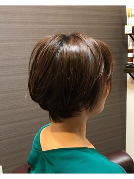 ラテ(Latte) 【吉川直人】３０代、４０代、フェミニン、ナチュラル、ショート