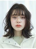 色っぽ外ハネセミディ