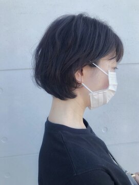 コワファースト パリ バイ アテナ(COIFF1RST PARIS by ATENA) くせ毛風ボブ