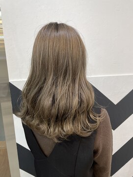 デスト 大宮(DEST) 透明感グレージュカラー/メルティカラー[大宮/シールエクステ]