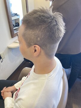 ミュウ(Private hair salon Miu) ショートメンズ【グレーカラー】