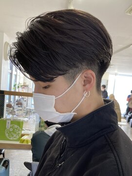 フィフス 名駅(fifth) センターパートメンズマッシュパーマニュアンスパーマ刈り上げ