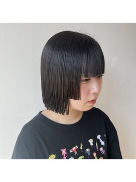 アカヒゲ 新札幌店(AKAHIGE) パツッと切りっぱなしボブ!モードスタイル