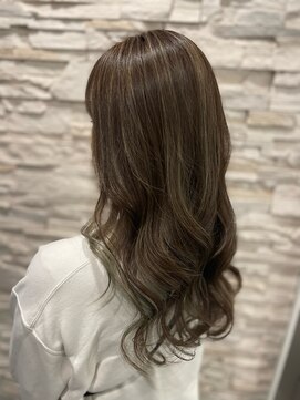 トータルビューティサロン シェリ(total beauty salon cheri) グレージュハイライト×ロングレイヤー