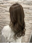 グレージュハイライト×ロングレイヤー