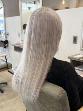 シェル 津山の手店(shel) 20代30代透明感ホワイトグレージュミディアム