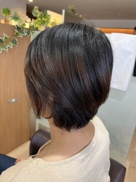 エル バイ ファースト(L by first) 【L by first】襟足スッキリボブ