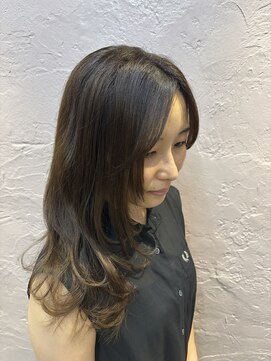 フッタ(Futta) レイヤースタイル【ロング】【カット】【カラー】【西武新宿駅】