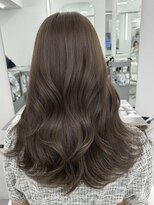 アマトウキョウスマートサロン(AMA TOKYO×Smart Salon)&nbsp;ヘーゼルベージュ　ブリーチなし　レイヤーカット　海外風
