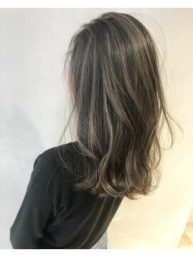 ラ ミュウ 八王子(LA.MIU) 【オフィスでもバレないコントラストハイライト】