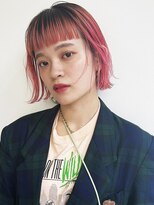 デコラ DECOR&nbsp;ピンクレッドのフェイスフレーミングボブ