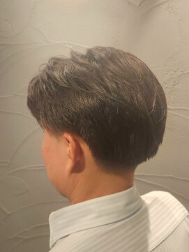 サンジュウナナドシー 大宮東口店(37.0℃) テーパーフェード