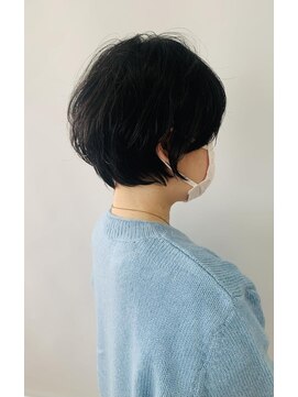 ハートボックス 四谷店(Heart box) クセでふんわりショートスタイル