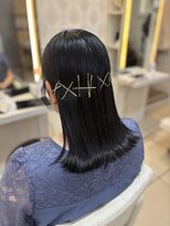フレア(FLAiR)&nbsp;20代30代結婚式お呼ばれタイト外ハネヘアスタイル