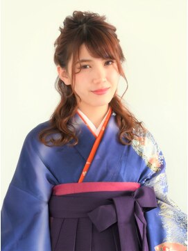 オートル 綱島店(AUTRE by FUGA hair) 袴ふわ可愛いハーフアップ【AUTRE綱島店】