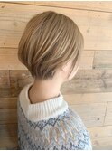 【Lib】毛先に動きがでるショートボブ